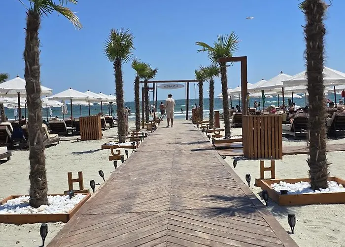 Red La Mare Lägenhet