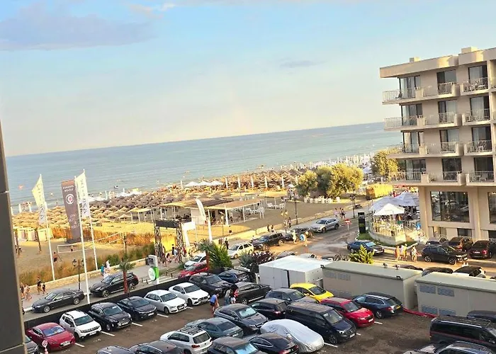 Red La Mare Lägenhet